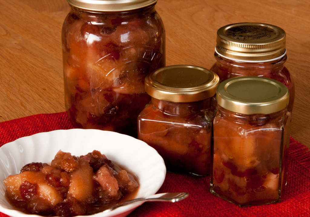 Cranberry and apple chutney recipe