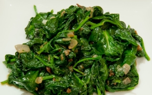 Sauteed spinach with shallots