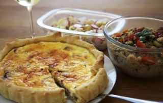 Caramelised onion and goat's cheese quiche