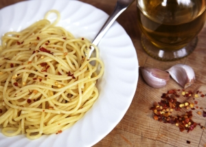 spaghetti with garlic and chilli recipe